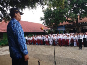 Siswa-Siswi SMP Negeri 19 Depok Jalani MPLS