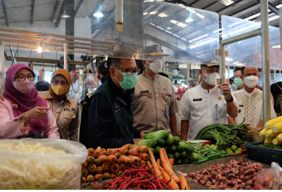 Pantau Kebutuhan Pokok Jelang Ramadan, IBH dan TPID Kota Depok Sidak Ke Pasar Sukatani