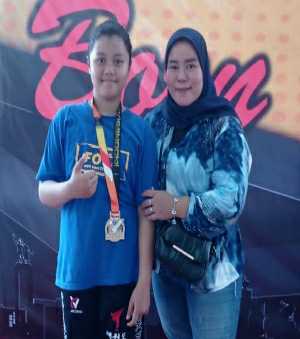 Harumkan Kota Depok, Rahmania Ayu Fadillah Raih Medali Emas di Kemenpora Cup 2023