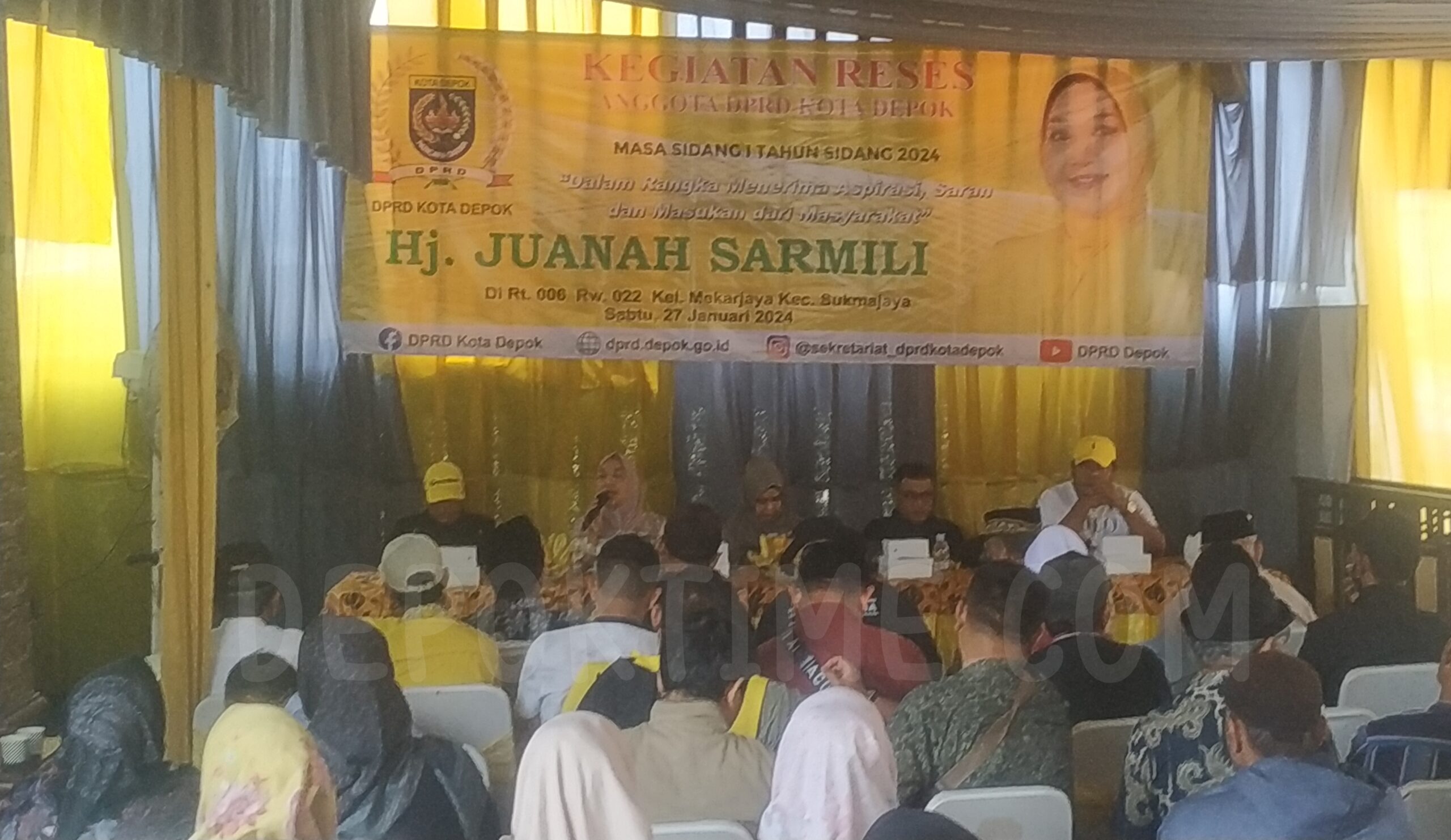 Serap Aspirasi Warga Mekarjaya, Juanah Sarmili Berikan Bantuan 50 Juta untuk Pembangunan Masjid