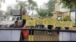 100 Massa Komite Anti Korupsi Indonesia Geruduk BLP Kota Depok
